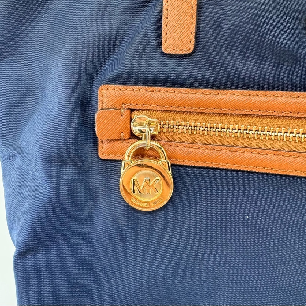 Michael Kors Kempton Navy Blue Nylon Brown Leather Tote HandBag Retail $138 - Picture 2 of 10